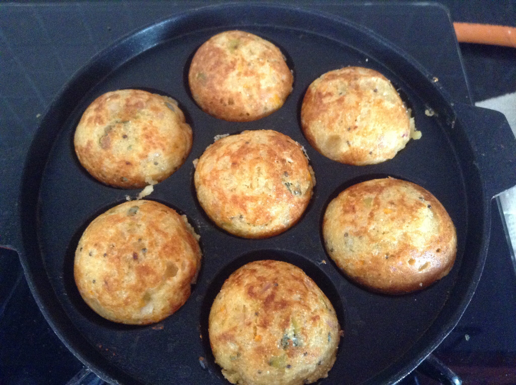 Flipping appe to cook from other side.