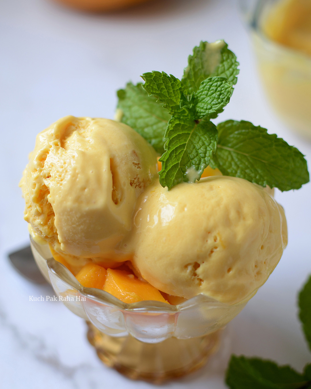 Easy 3 Ingredients Mango Ice Cream Recipe