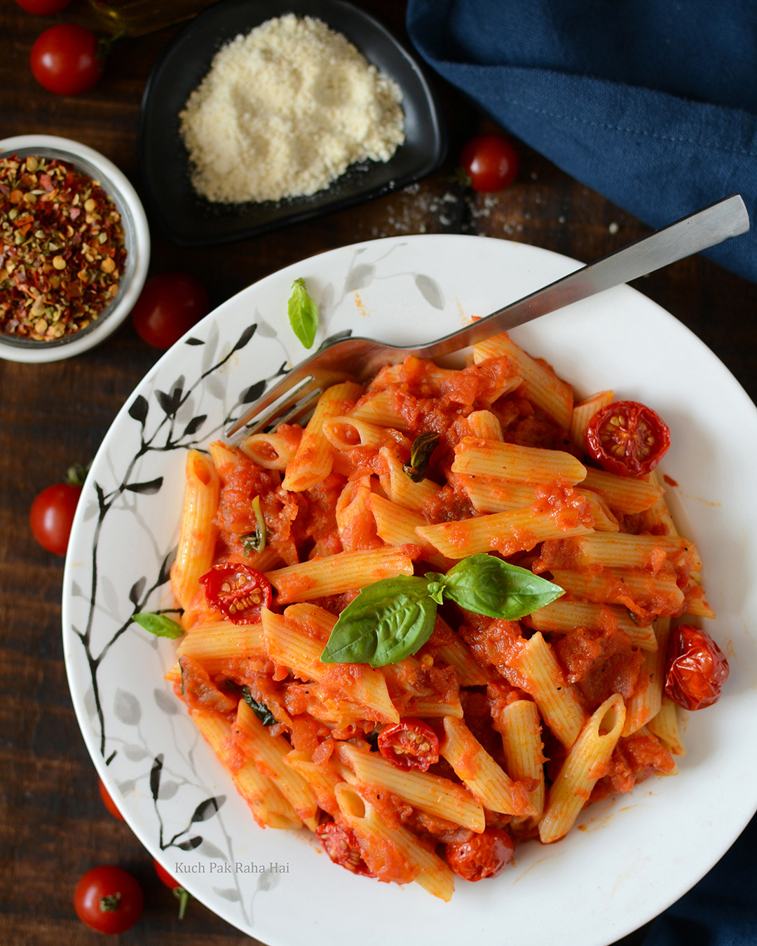 Pasta Arrabiata (Red Sauce Pasta)