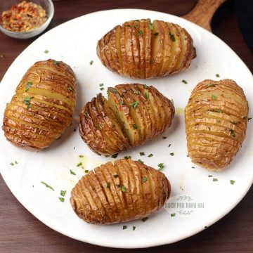 Hasselback Potatoes in air fryer recipe.