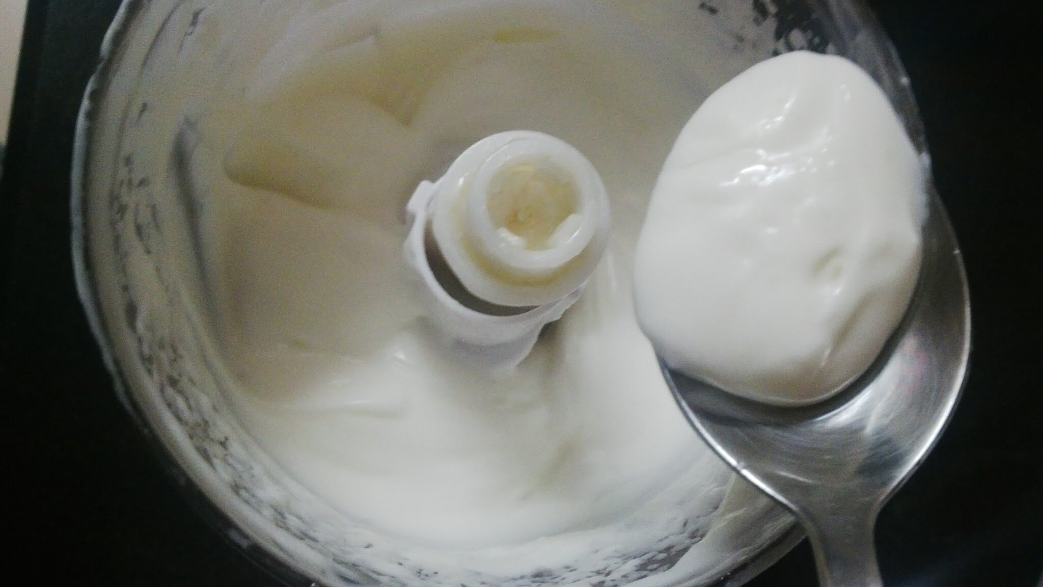 Oil & cream emulsified to make mayo.