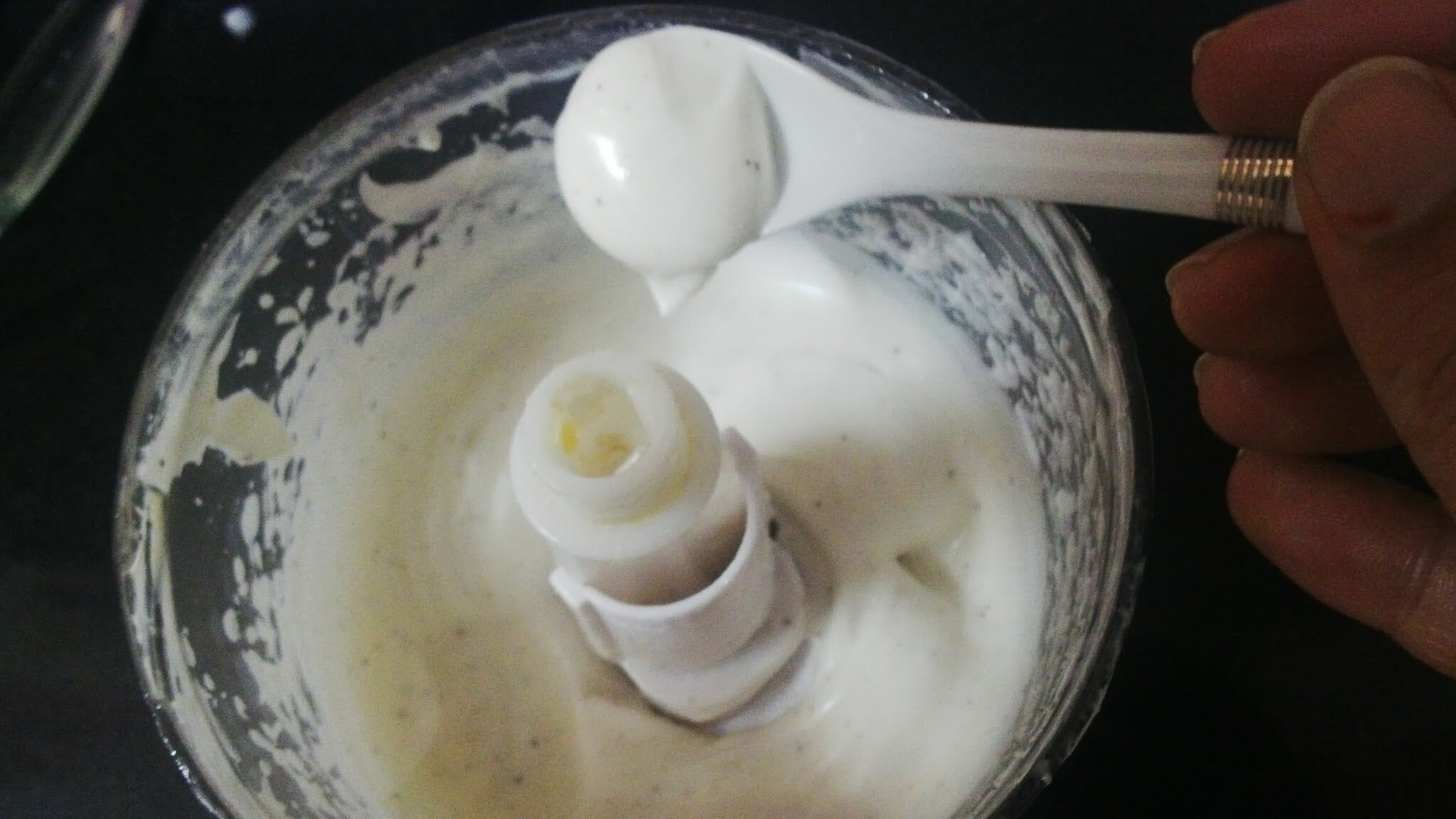 Perfect mayonnaise consistency.