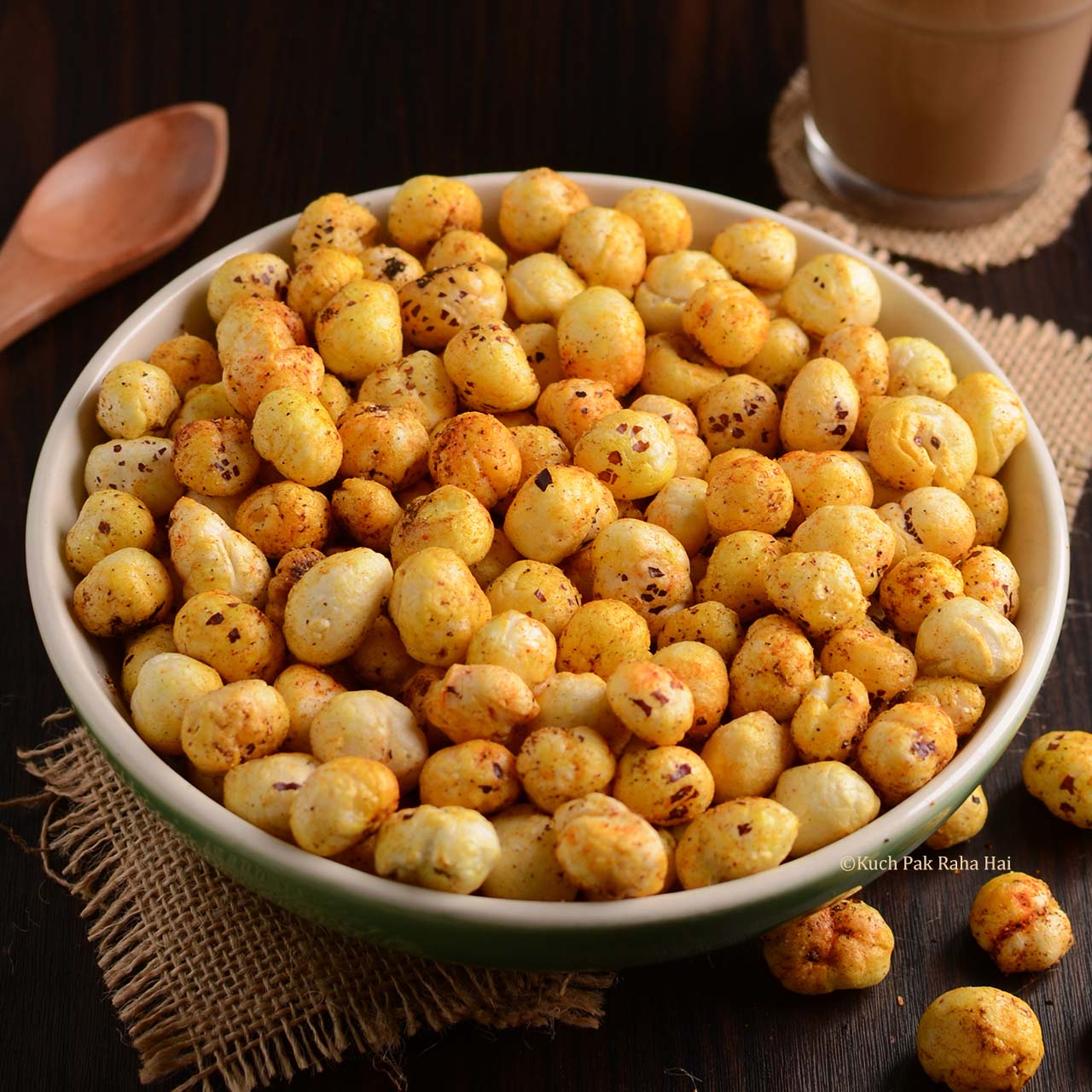 Roasted Makhana Healthy Snack Recipe