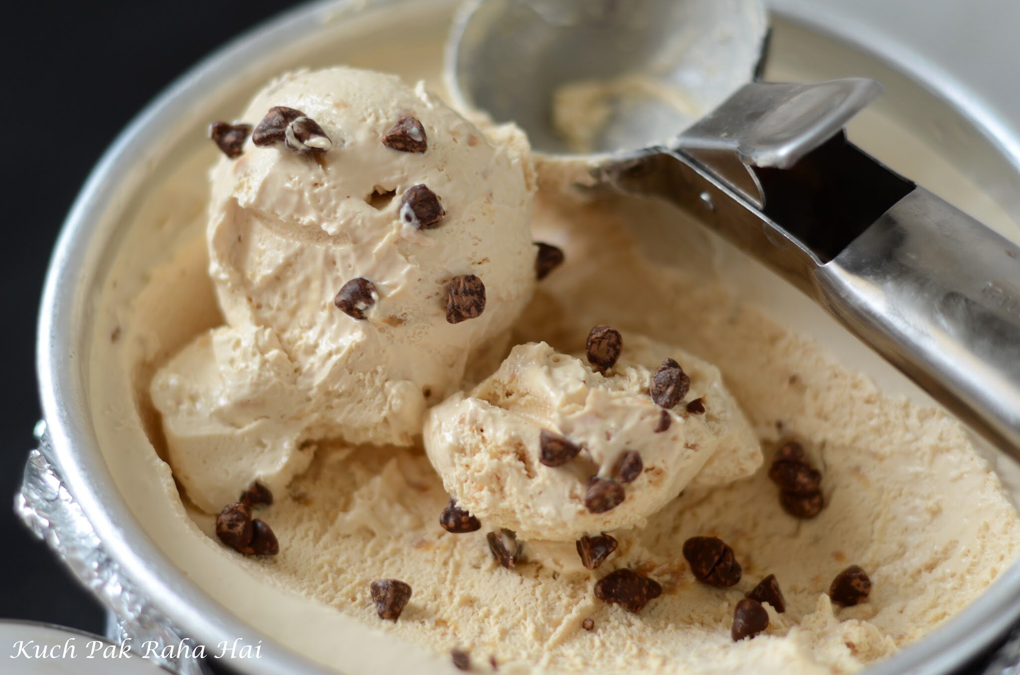Dulce de leche ice cream with chocolate chips.