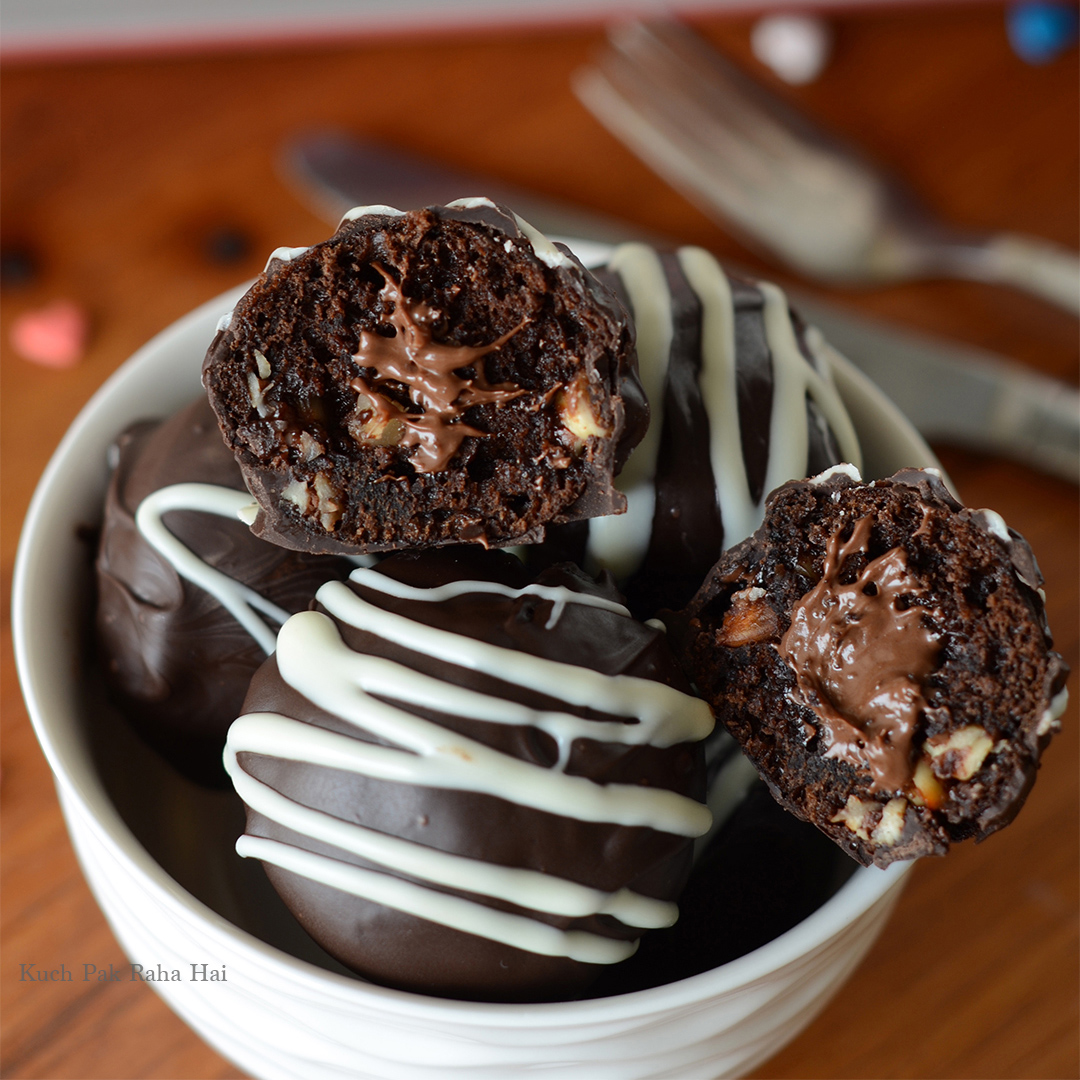 Eggless Chocolate Cake Pops in Appe Pan Recipe.Cake Pops without oven