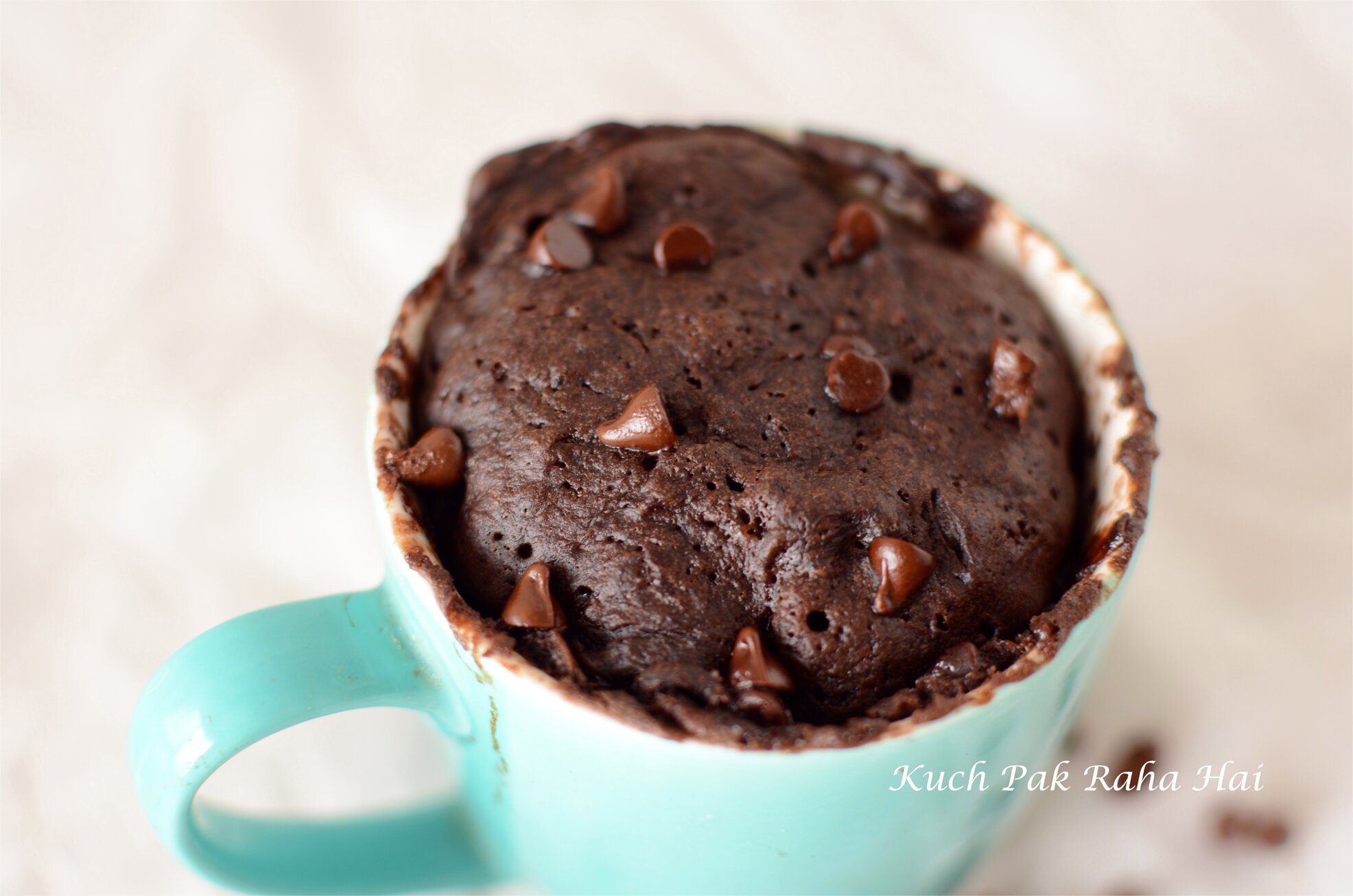 Eggless Chocolate Mug Cake in microwave in just 2 minutes 