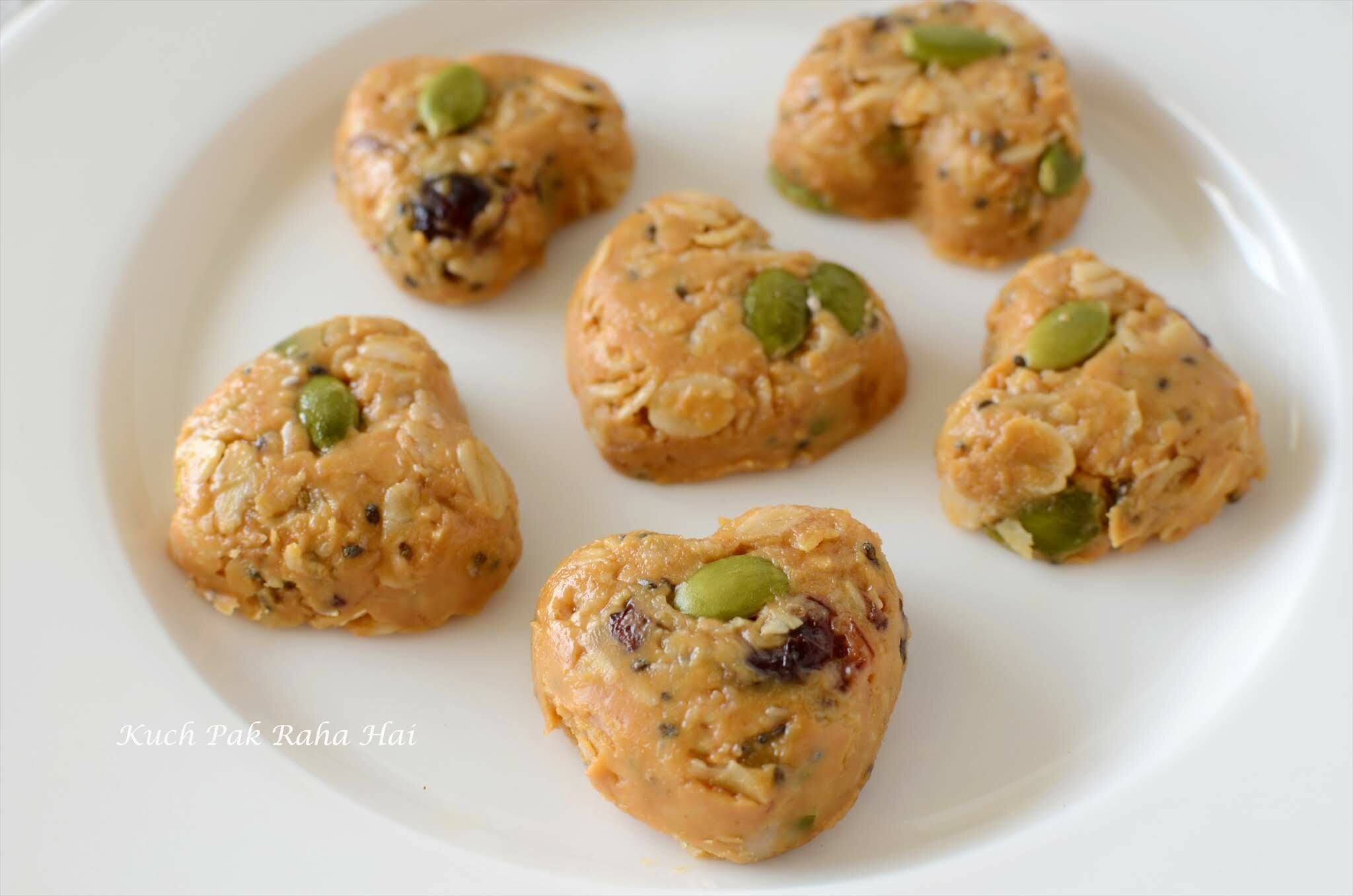 No Bake Oats Peanut Butter Energy Bites Healthy Snack recipe with Oats