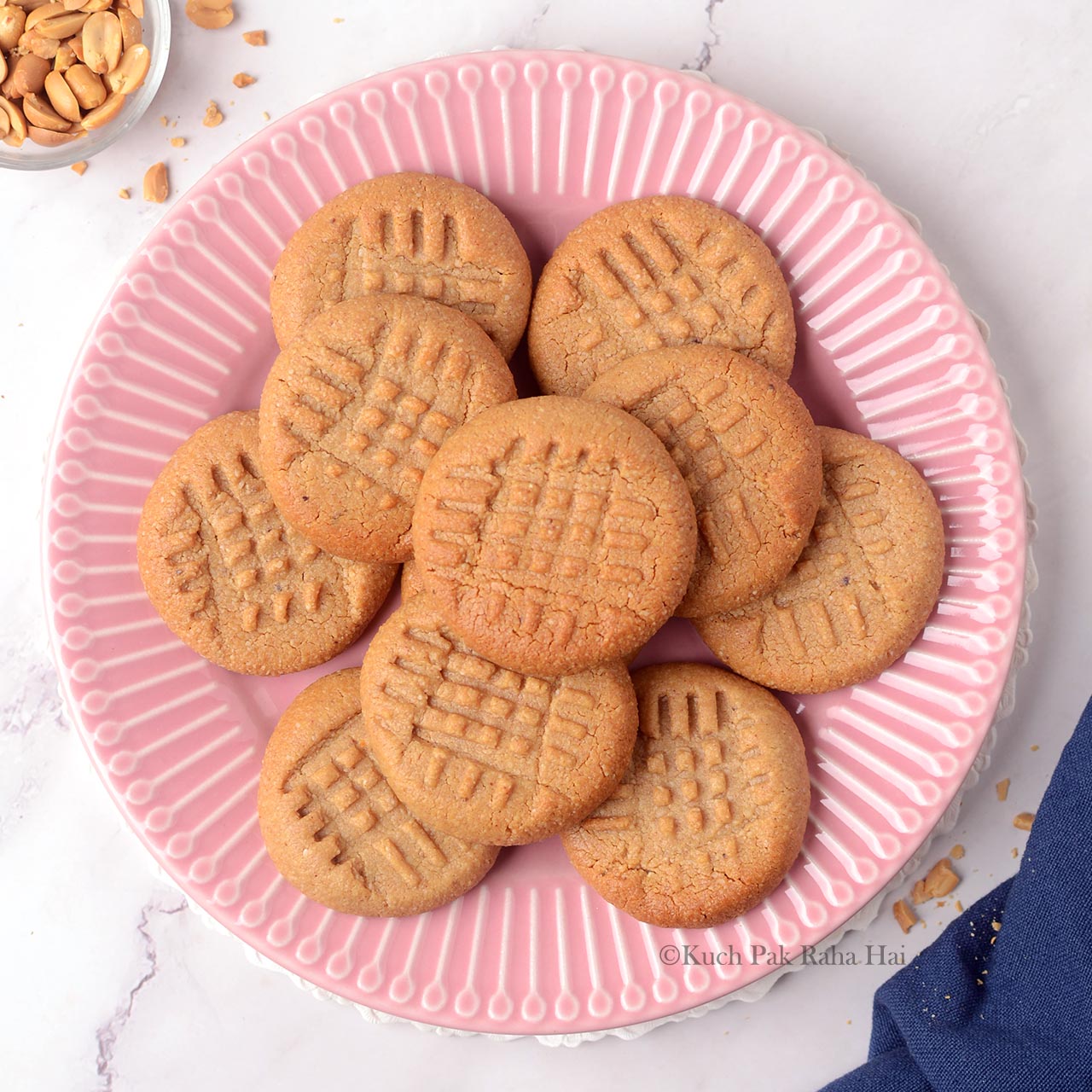 Almond flour peanut butter cookies recipe.