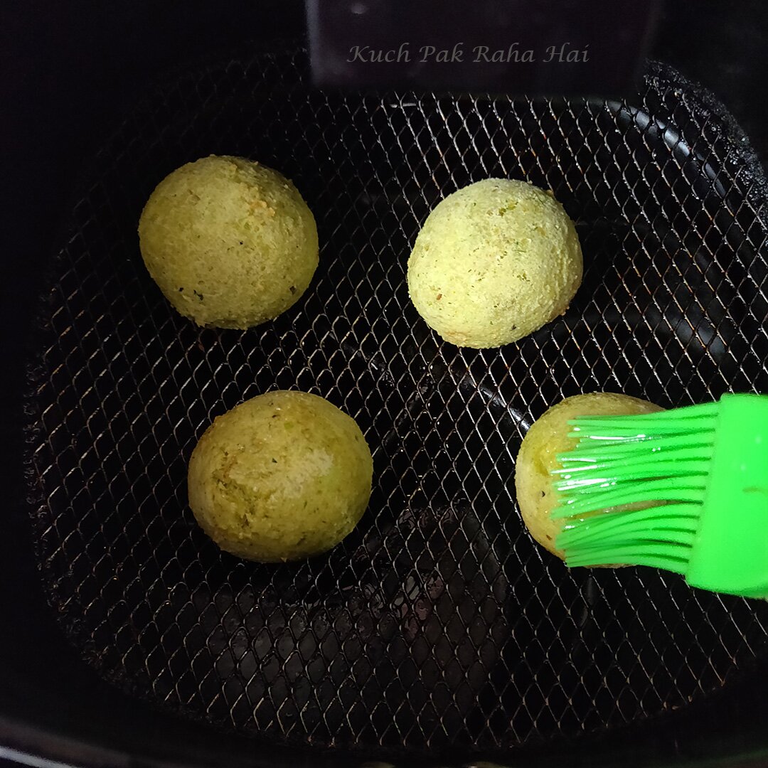 Easy Falafel Recipe using chickpeas High Protein Vegan Gluten Free Air Fryer