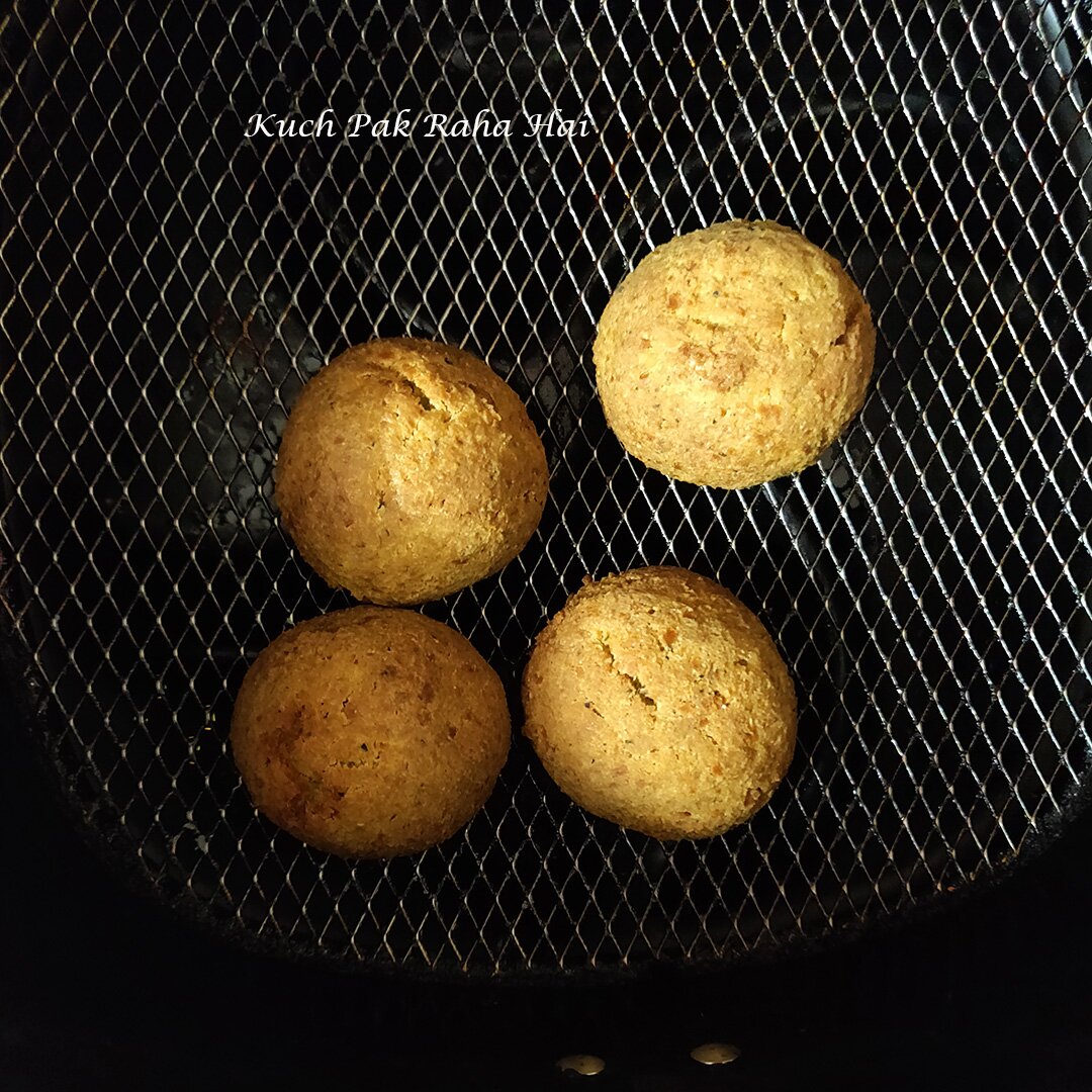 Easy Falafel Recipe using chickpeas High Protein Vegan Gluten Free Air Fryer