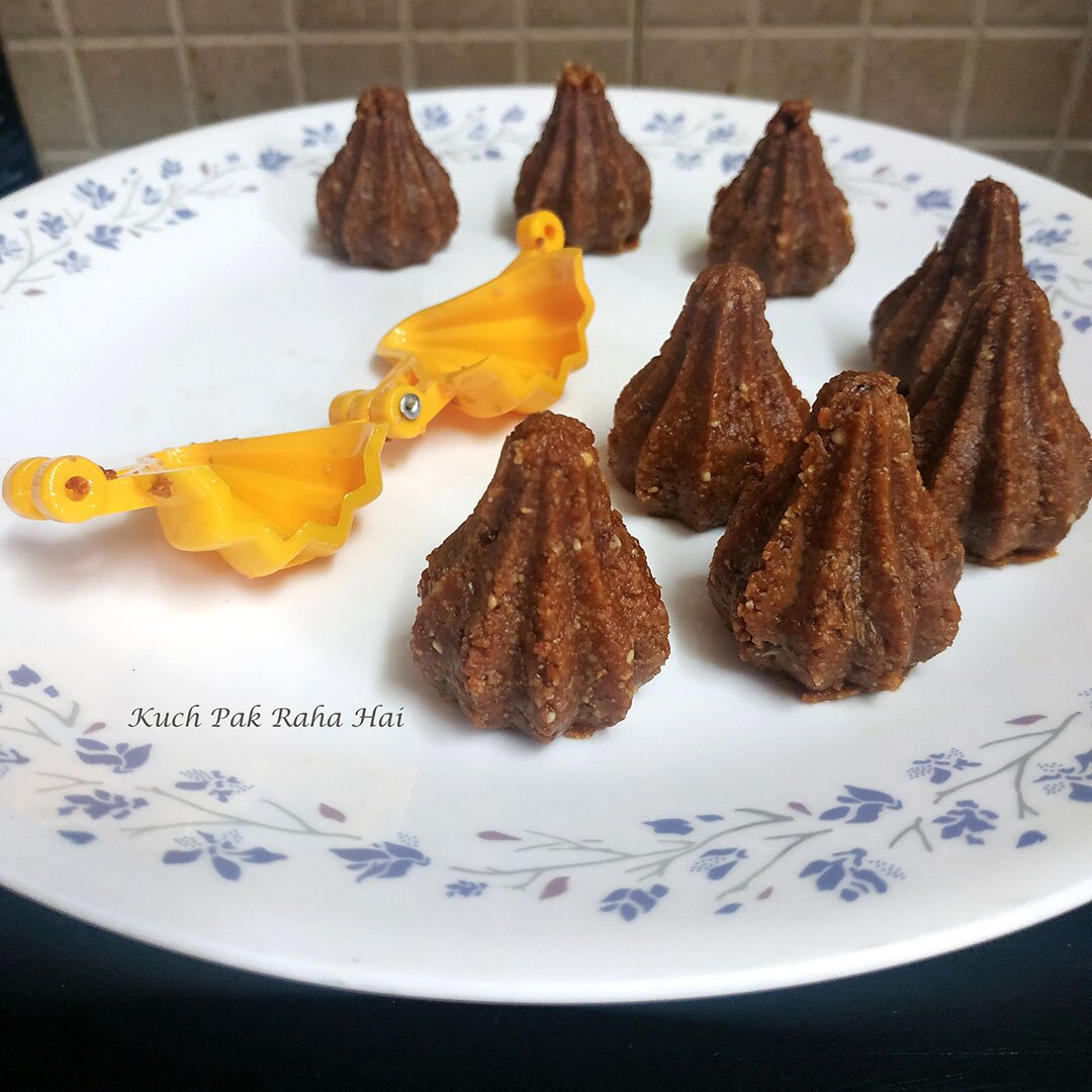 Oats modak after demoulding.