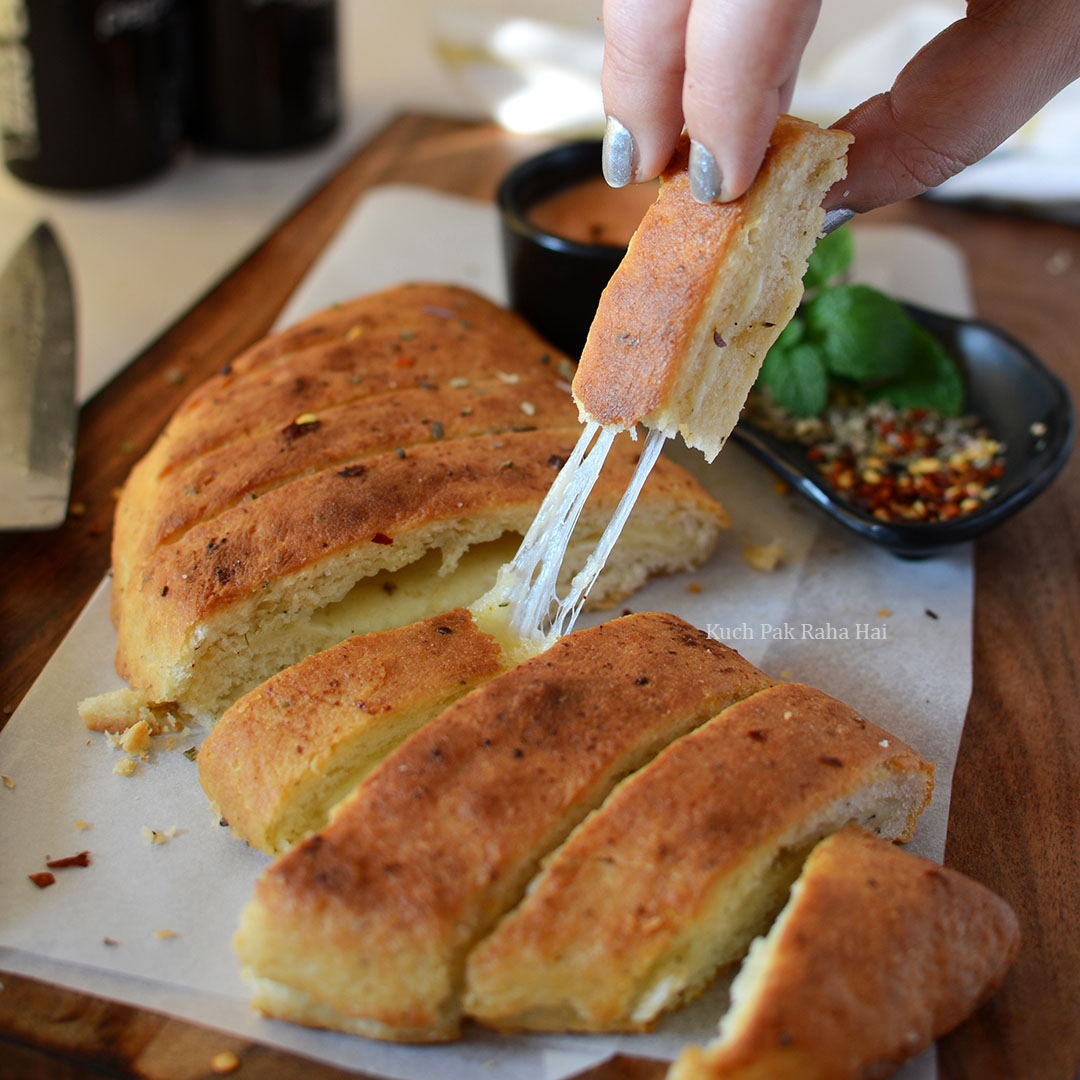 Stuffed Cheese Garlic Bread Recipe Dominos Style