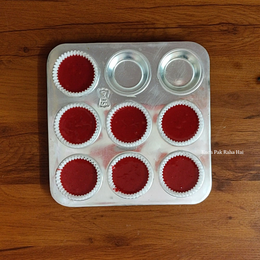 Eggless-Red-Velvet-Cupcakes-Step6