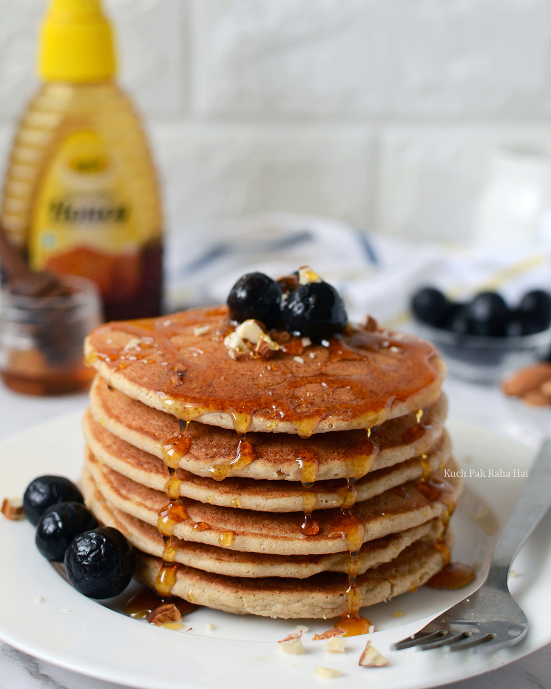 Eggless Oats Pancake Recipe