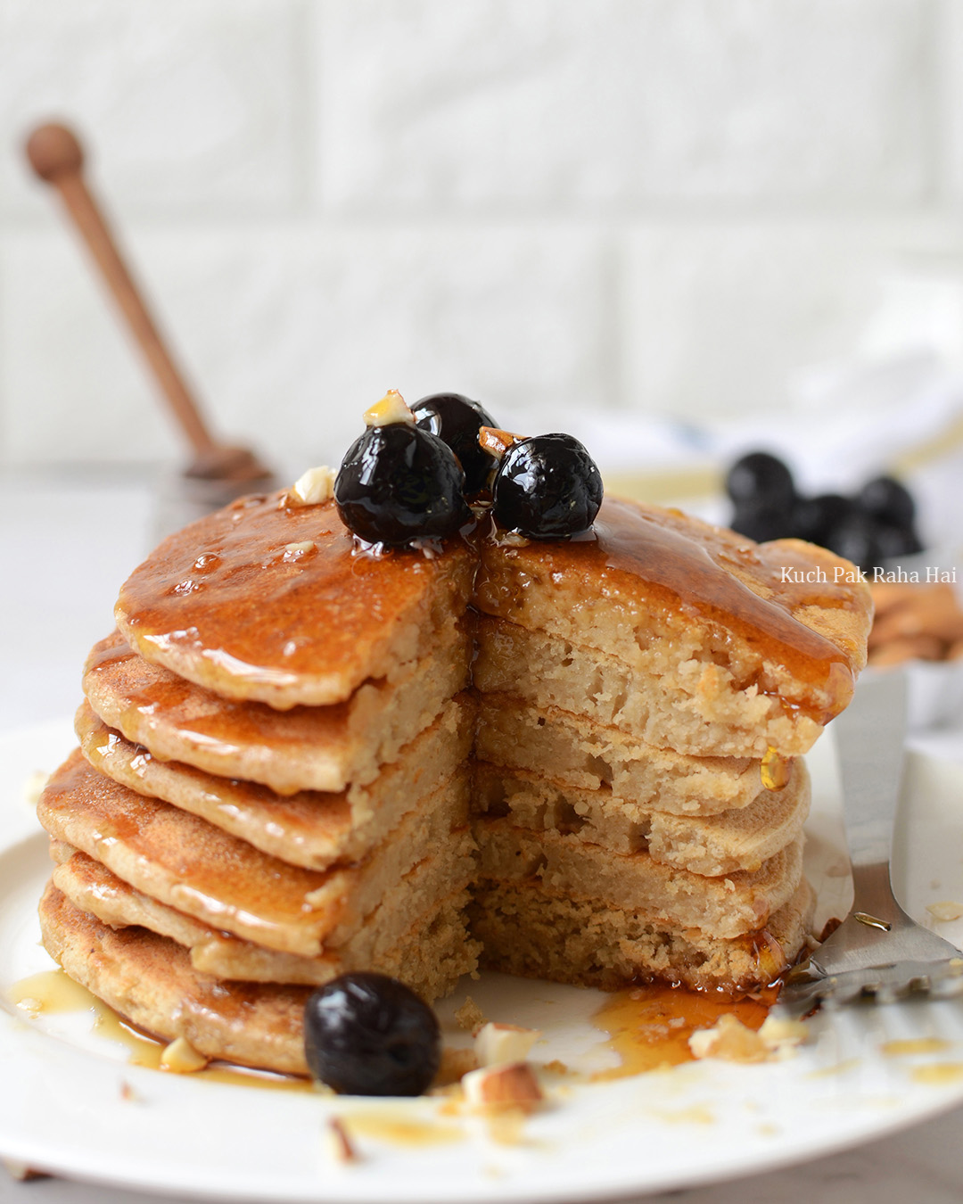 Oats pancakes eggless recipe.