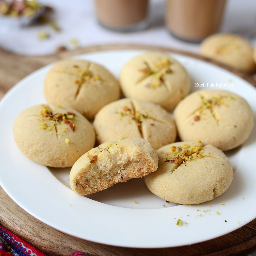 Indian cardamom cookies.