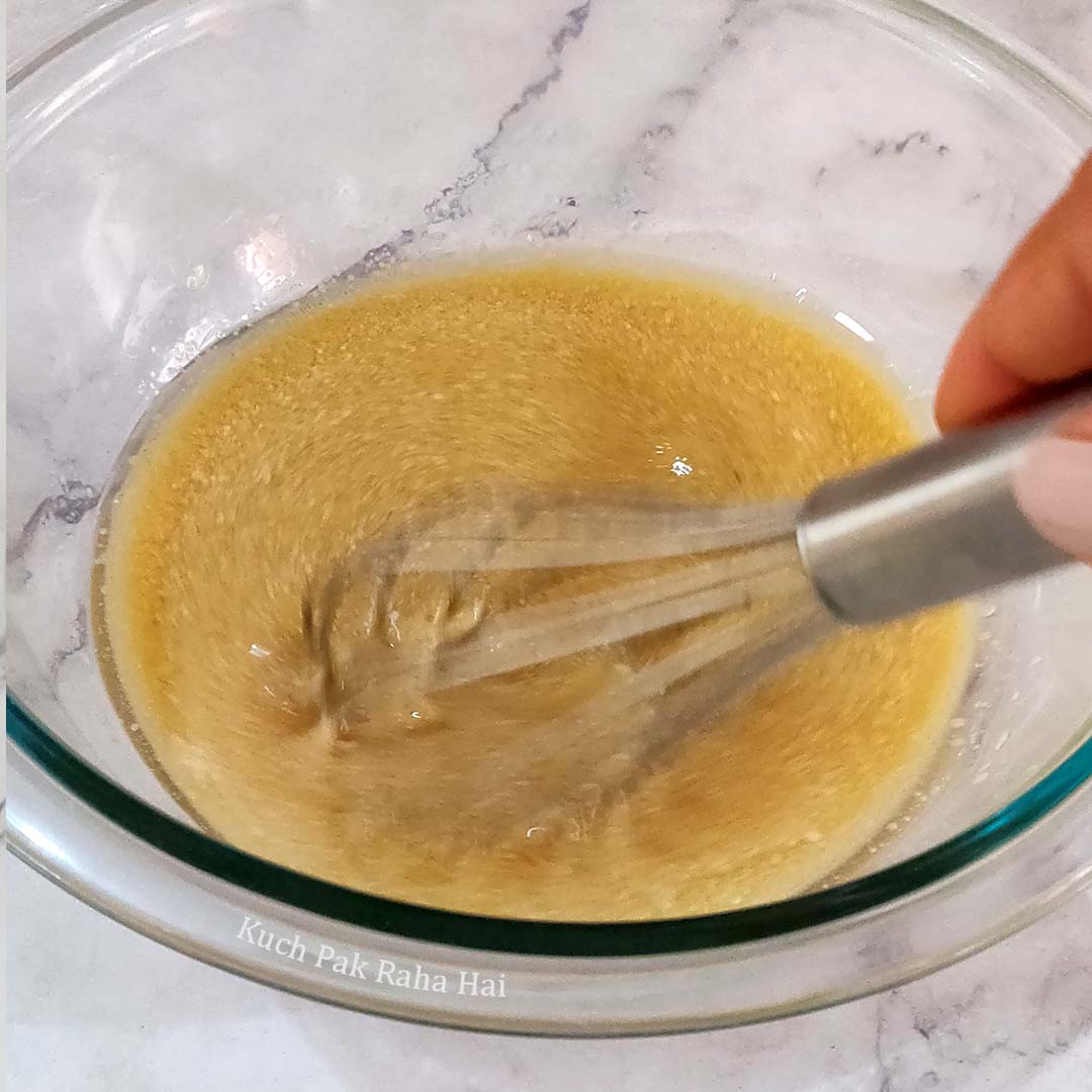 Whisking dry ingredients