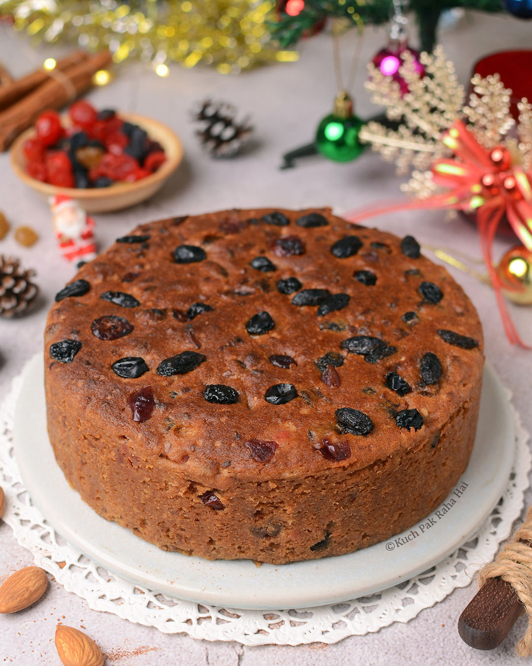 Eggless Plum Cake without alcohol.