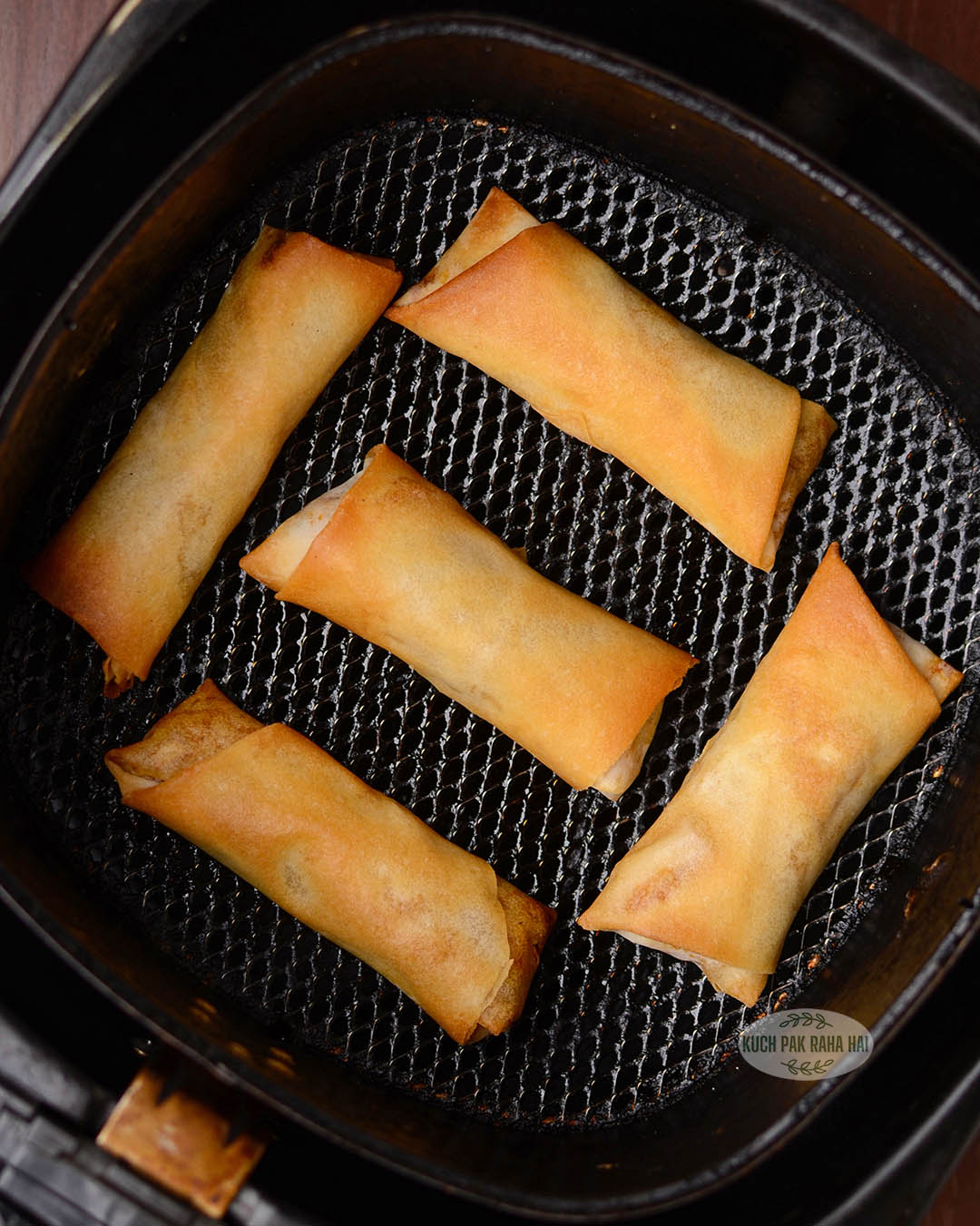 Air fryer spring rolls recipe.