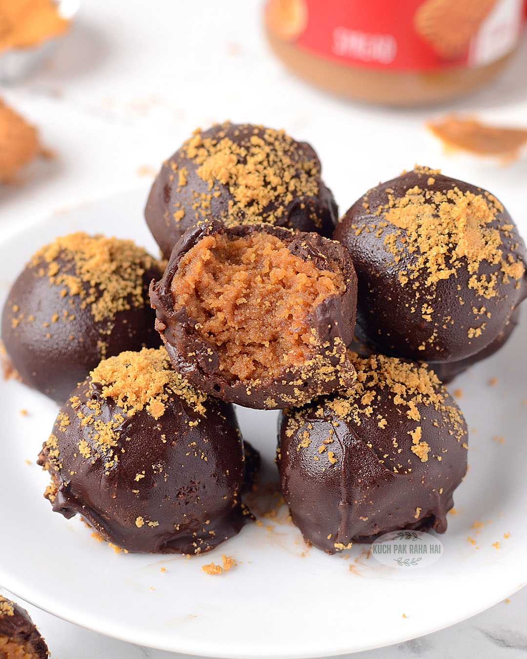 Biscoff truffle bites.