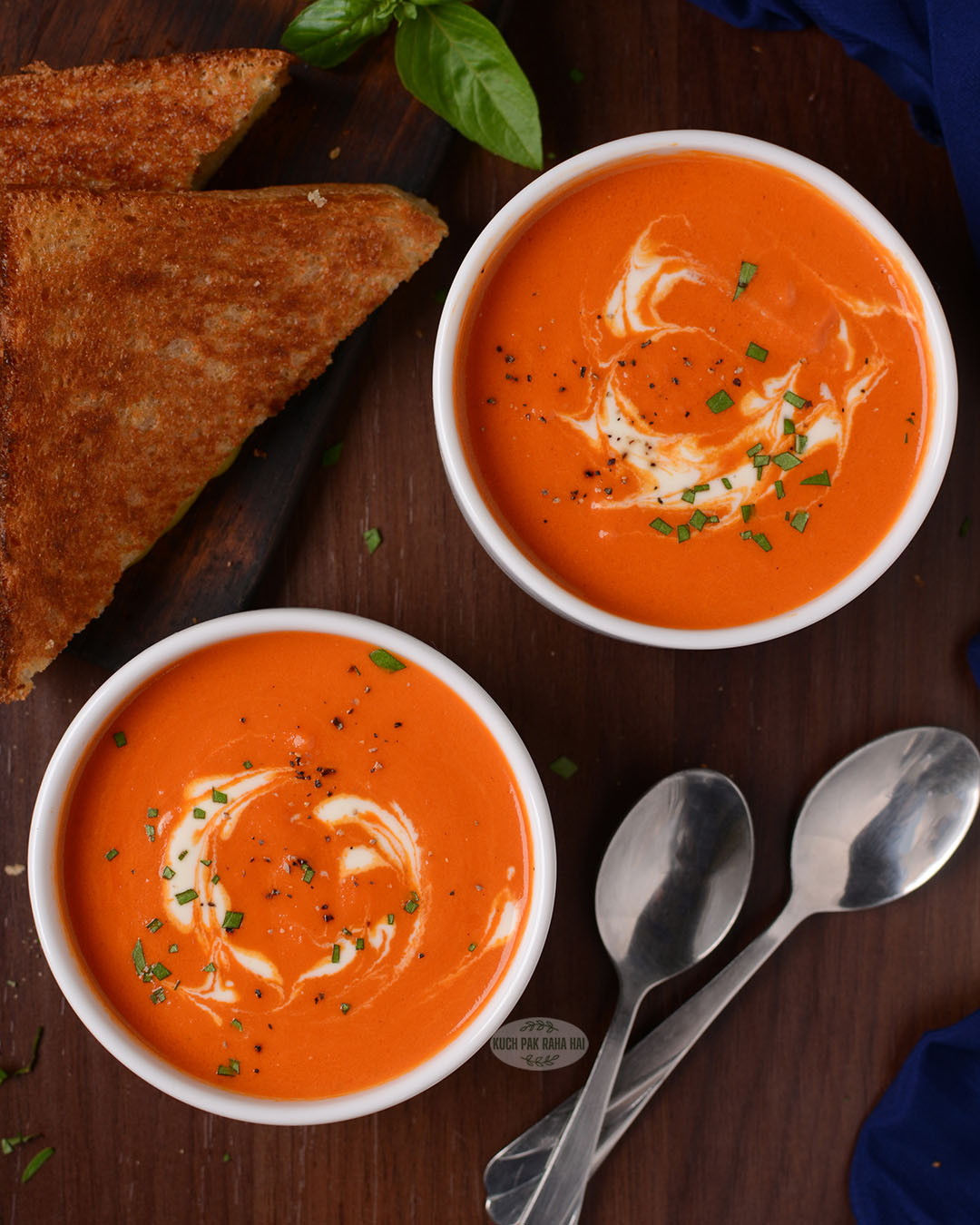 Roasted tomato and garlic soup.