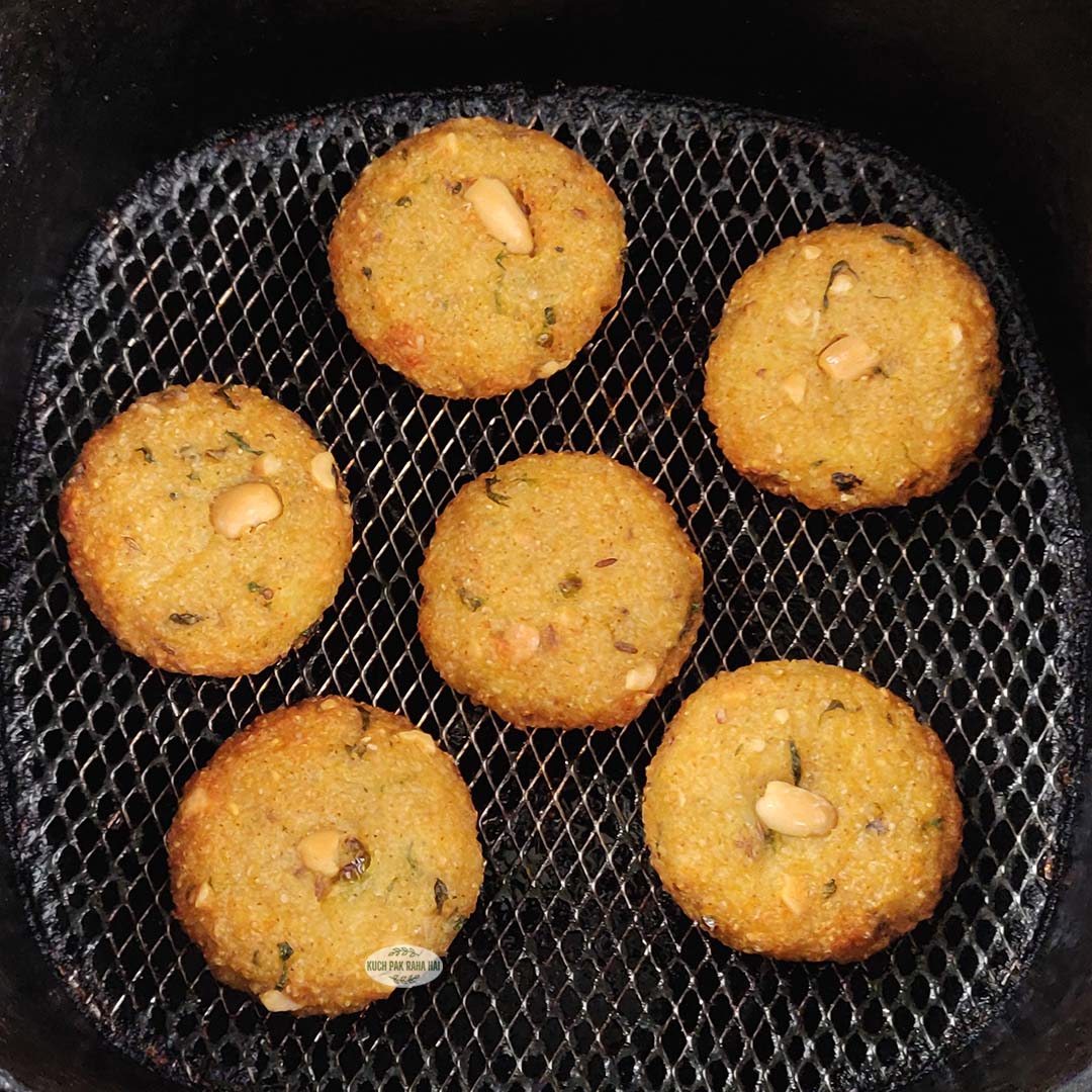 Air fried sama rice cutlets.